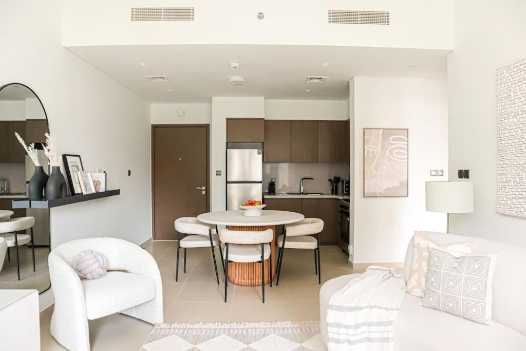 Higuests - Luxury Living One Bedroom In Downtown Apartment *