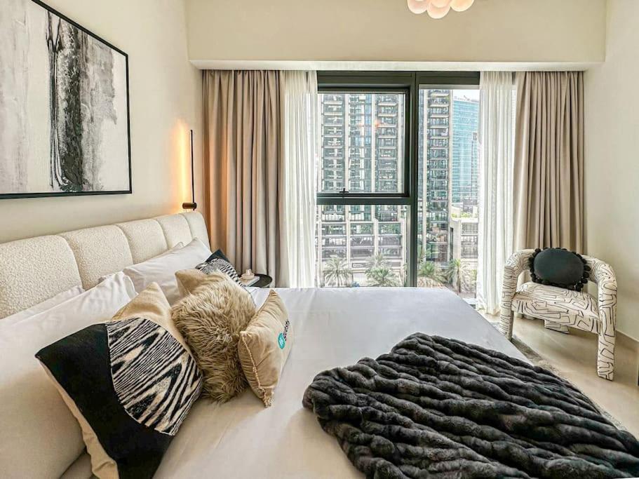 Higuests - Luxury Living One Bedroom In Downtown Dubai